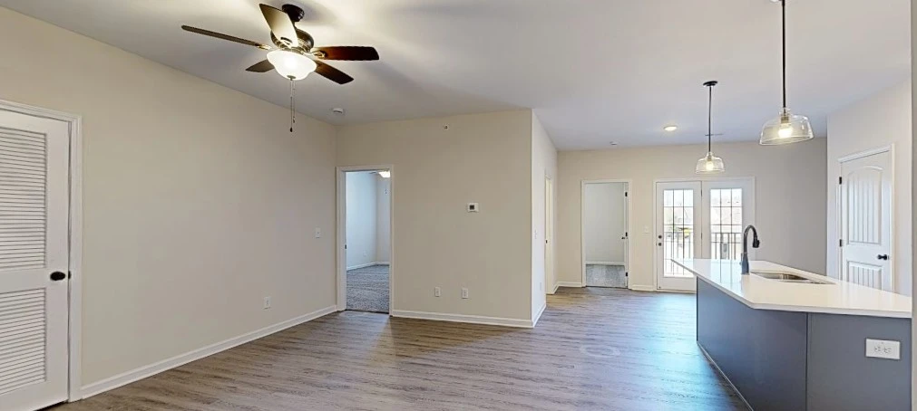 2BR, 2BA - 1,176 SF Virtual Tour